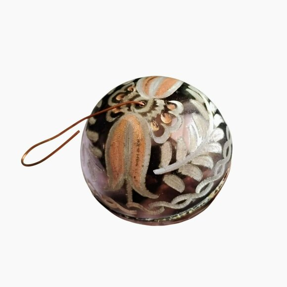 Vintage Hand Engraved Metallic Christmas Ornament With Leaf Design Gold Bronze - Picture 1 of 15